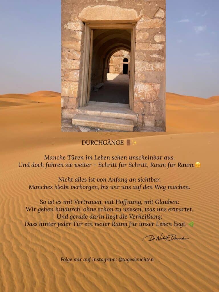 Dr. Norbert Dennerlein: Durchgänge. Manche Türen im Leben sehen unscheinbar aus.